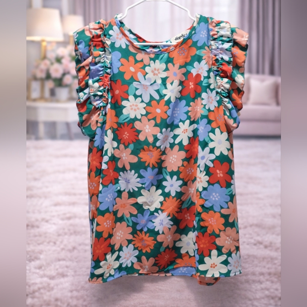 Haptics Size 1X Floral Ruffle Sleeve Blouse